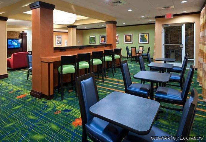 Fairfield Inn & Suites By Marriott Tallahassee Central Restaurant photo